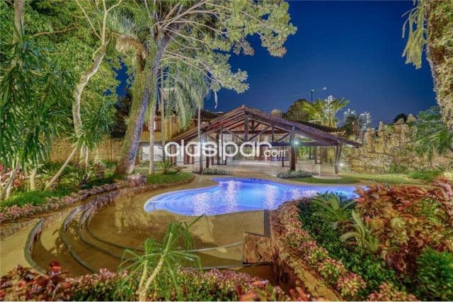 hermosa residencia en el corazon de Carmelitas