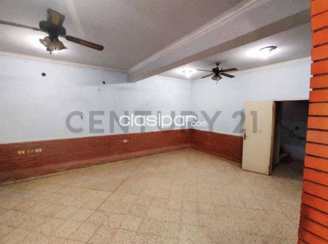 Amplia casa de dos pisos en campo grande Luque, zona cit, foto 1