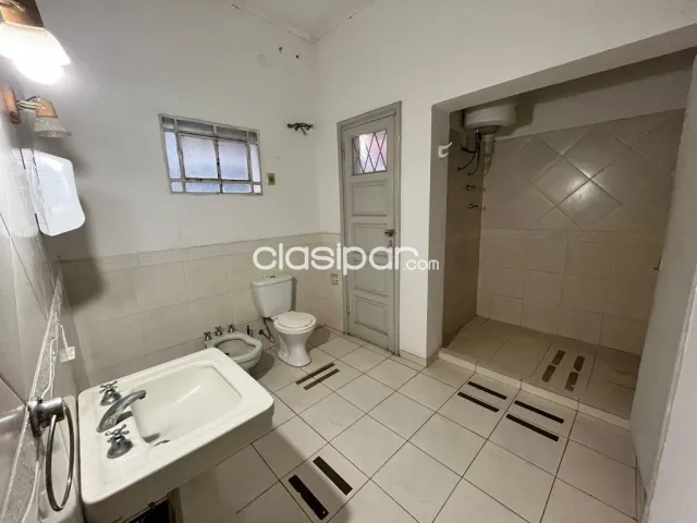 Hermosa casona en esquina, foto 4