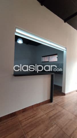 Casa en capiata ruta 1. Cod 5330