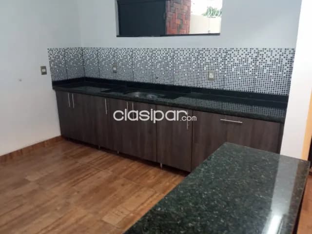 Casa en capiata ruta 1. Cod 5330, foto 5