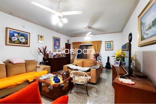 Residencia - Venta - Paraguay Asunción Mburucuyá