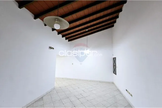 Casa en esquina en Fernando de la Mora zona norte, foto 5