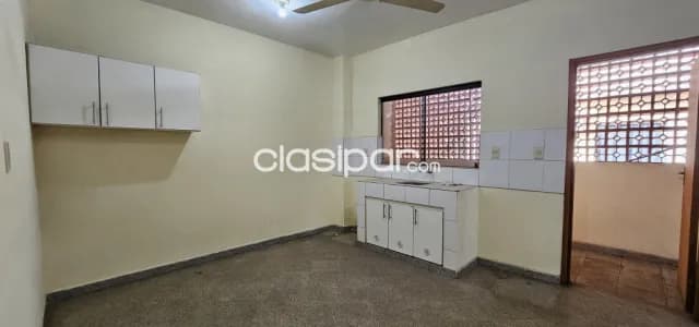 Hermoso departamento en el centro de Luque — foto 5