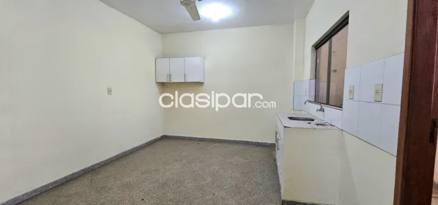 Hermoso departamento en el centro de Luque — foto 4
