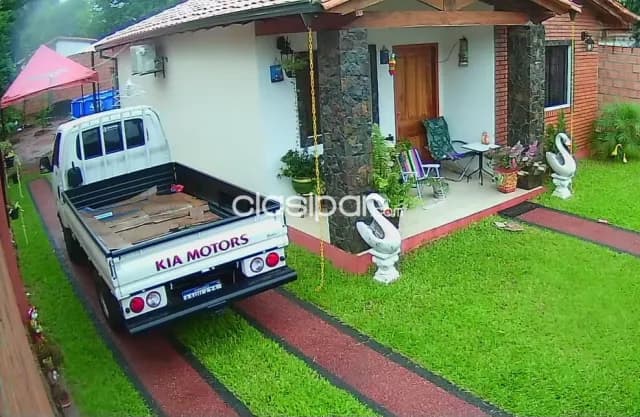 Hermosa casa en San Lorenzo zona palacio de justicia terreno 12x30 cerco electrico — foto 3