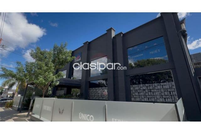En venta Importante Local Comercial