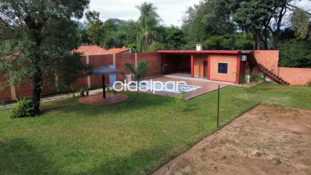 Hermosa casa quinta en Mariano Roque Alonso, foto 2