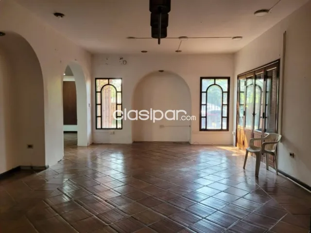 Amplia residencia en esquina en barrio san cristóbal — foto 4