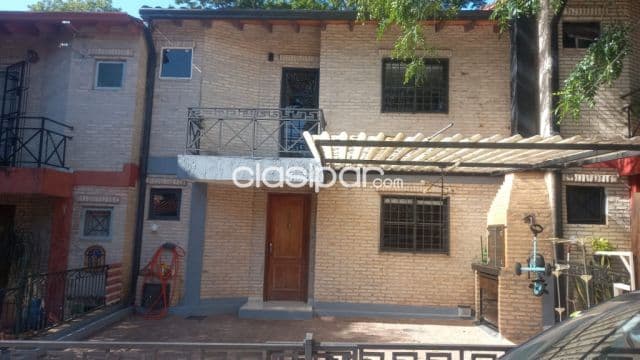 Coqueto y seguro Duplex en venta en el Barrio Cerrado Econatura II de Lambaré