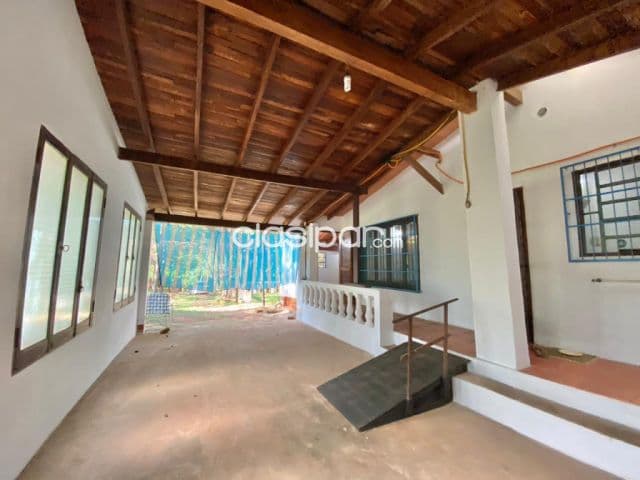 Casa quinta en cabañas caacupe + 160 m2 de terreno en oferta