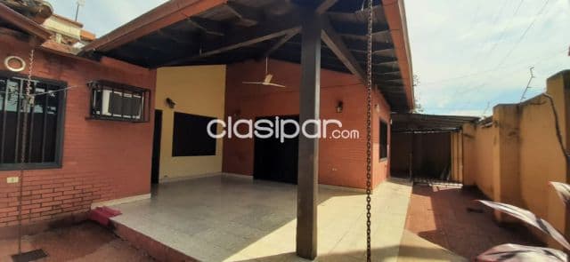 Casa en lambare b° san isidro cod 5557