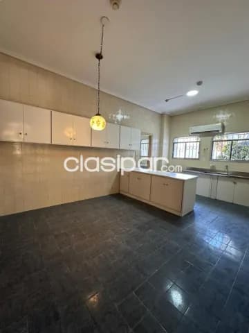 Dpto vecino al colegio inter..3 dormitorios ...gs. 7.500.000 piscina expensas lncl, foto 3
