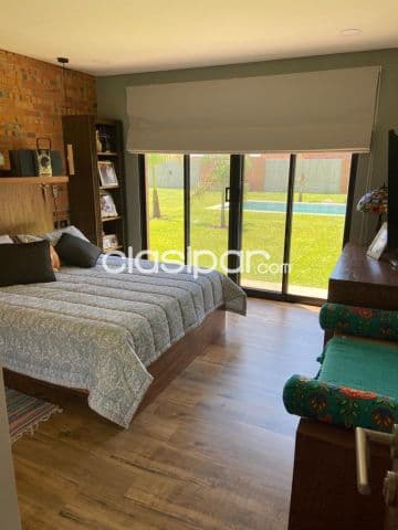 O vendo residencia en mariano r. A. - surubi’i cód 4512