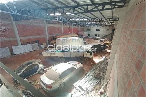 Lambaré prox. Cacique: 1.700m2, p/ empresariales, almacenamientos, importadoras, 3.500 usd, foto 4