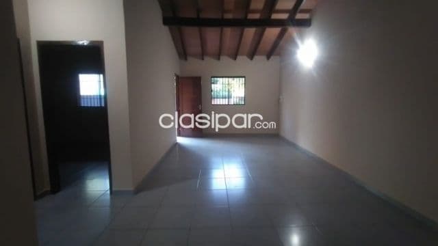 Casa en Luque zona ykaa cod 5586 — foto 1
