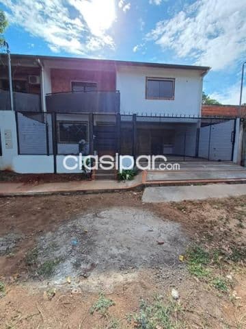O vendo duplex en asuncion loma pyta cod 5607