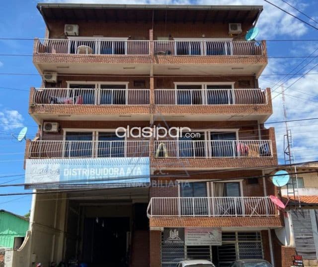 Edificio en barrio pablo rojas/cde