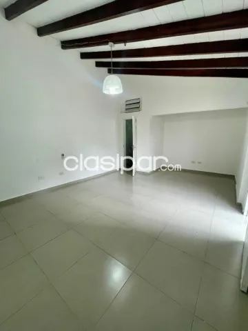 Y alquilo casa en asuncion Las Mercedes cod 3631 — foto 2