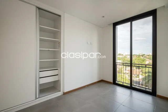 En Villa Morra, elegante ubicación! Departamento de 2 2 dormit, ambientes amplios, jardìn, foto 4