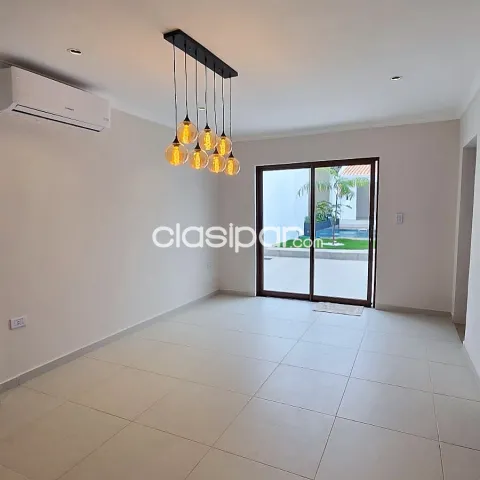 casa de 4 dormitorios en barrio Jara Asunción — foto 4