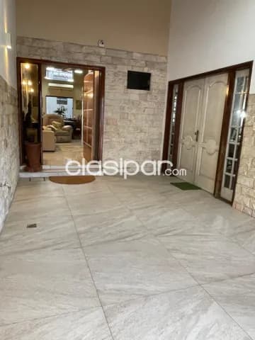 Prox. Perpetuo socorro, centro: En súper oferta! 7 dormitorios, 300 m2, sólo 850.000.000gs, foto 3
