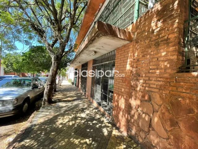Zona col. Cristo rey, encarnacion: 486 m2 en esquina p/ reciclar o construccion en altura, foto 5