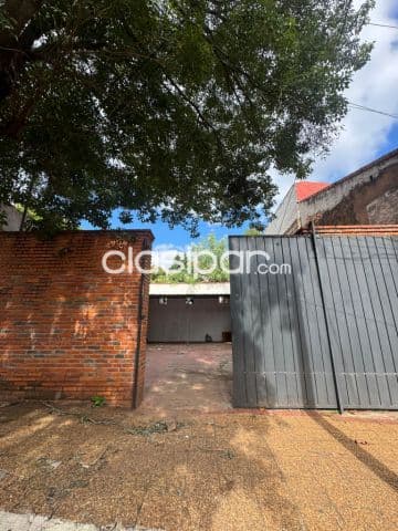 Sajonia, prox. Palacio justicia: 125 m2, chalet en oferta, piscina, jardín, 380.000.000 gs, foto 1