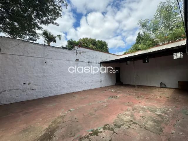 Sajonia, prox. Palacio justicia: 125 m2, chalet en oferta, piscina, jardín, 380.000.000 gs, foto 5