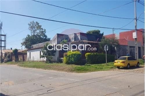 Terreno de 420 m2 en essquina s/asfaltada juan e.oleary esq.san cristobal-fdo.norte