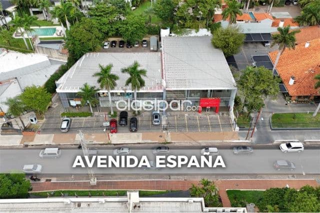 Complejo de salones comerciales s/avda.españa c/renta activa-mejor zona visibilidad