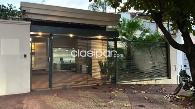 Bo Jara, prox. Col. Francés: 532 m2, totalmente en pb, p/ adultos mayores, jardín, garajes — foto 2