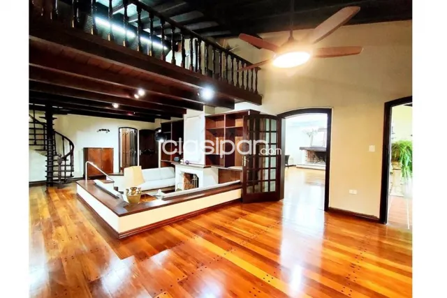 Residencia bo.Villa Morra en terreno 903m2 c/22 mtrs de frente p/uso casa o comerci, foto 2