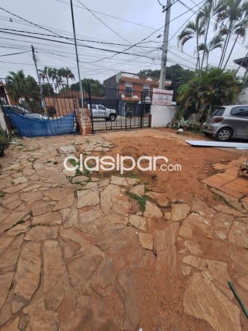Amplio Terreno de 600 m2 Sobre Asfalto, Zona Traumatocenter - LLA7136064, foto 1