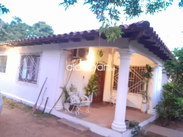 Oferta de Chalet en San Lorenzo zona Palacio de Justicia — foto 2