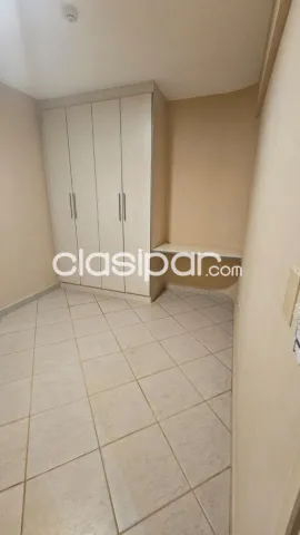 Los laureles: Impecable depto. 3 dormitorios, amplios ambientes, 2 garages, 5.500.000 gs, foto 5