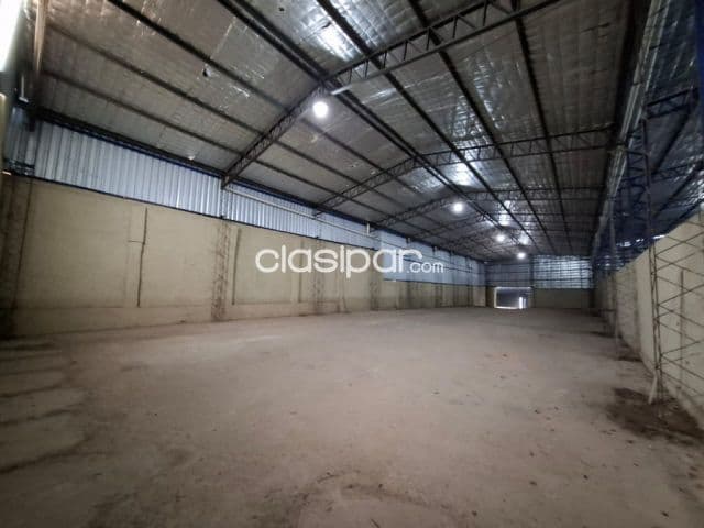 En venta, depósito en z/ Salemma San Lorenzo Barcequillo