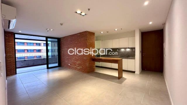 Departamento de 2 Habitaciones con Área de Servicio en Edificio Bernardino, foto 1