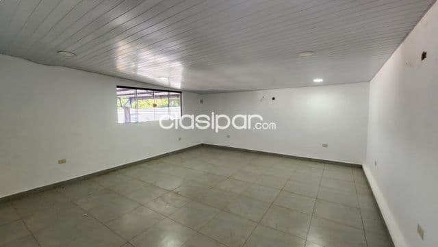 Oficina con depósito en venta, foto 1