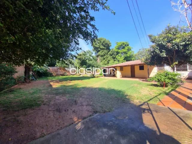 En venta amplia casa en San Lorenzo, foto 4