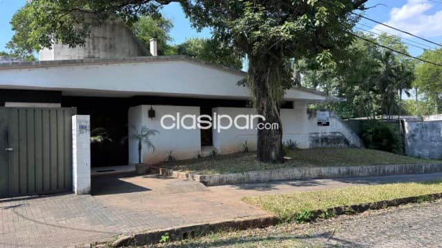Amplia casa en barrio residencial de Asunción, foto 3