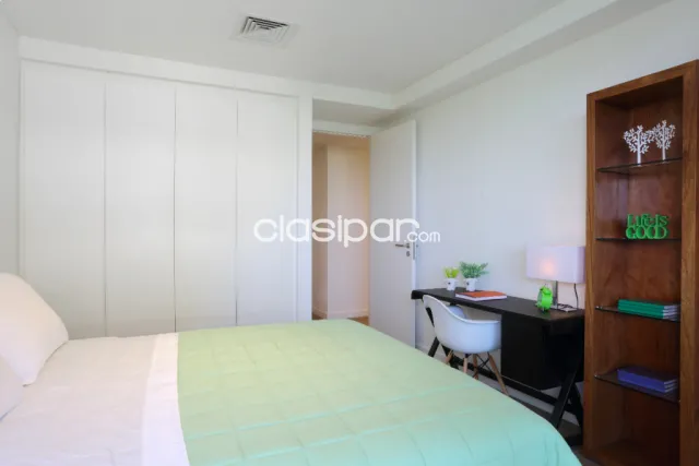 hermoso semipiso de 4 dormitorios en palacio de los patos — foto 3