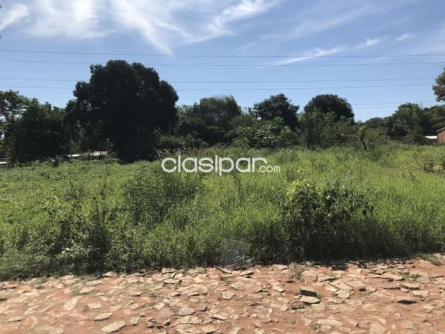 Oferto terreno en capiata - bº san sulpicio