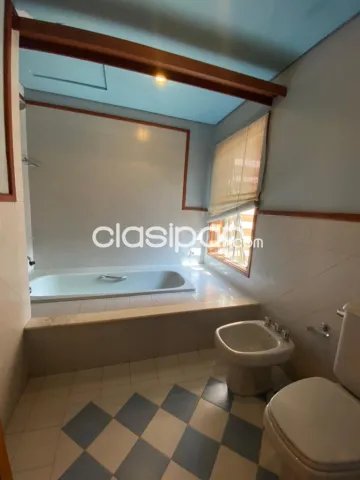 Amplia Casa de 629 m2 en Mburucuyá - LHO7163291 — foto 5