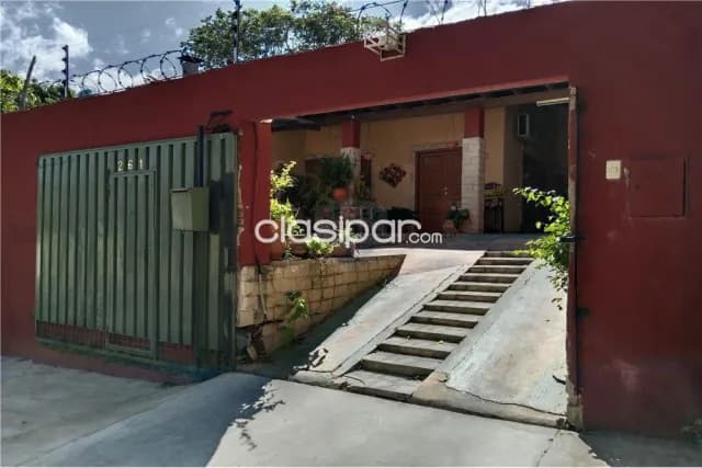 Bº obrero: 300 m2 chalet en planta baja ideal p/ adultos, 4 habitaciones, 700.000.000 gs — foto 4