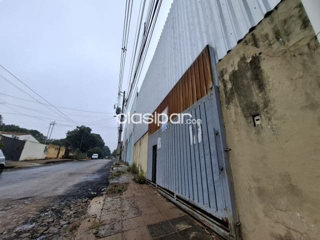 Depósito en Barcequillo San Lo en Venta