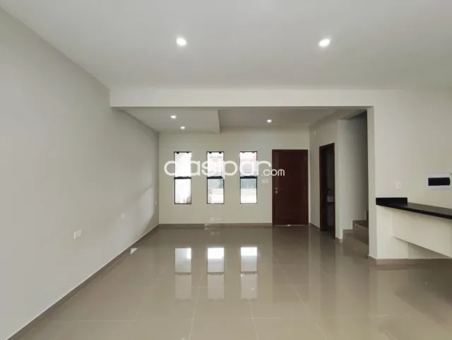 Dúplex a estrenar en Laurelty, zona Brítez Borges a cuadras de Laguna Grande — foto 3