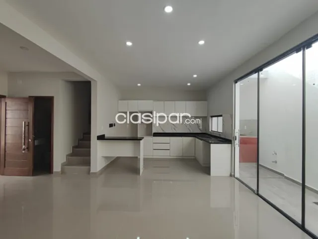 Dúplex a estrenar en Laurelty, zona Brítez Borges a cuadras de Laguna Grande — foto 5