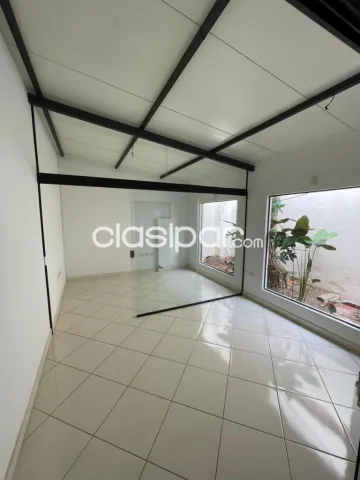 Bº Jara, prox. Brasilia: P/ vivienda u oficina, totalmente pb, ideal p/ adultos mayores — foto 5