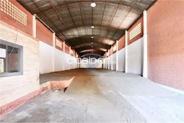 Depósito - Venta - Paraguay Asunción San Pablo Vendo Deposito Zona Abasto 249,000 USD, foto 2